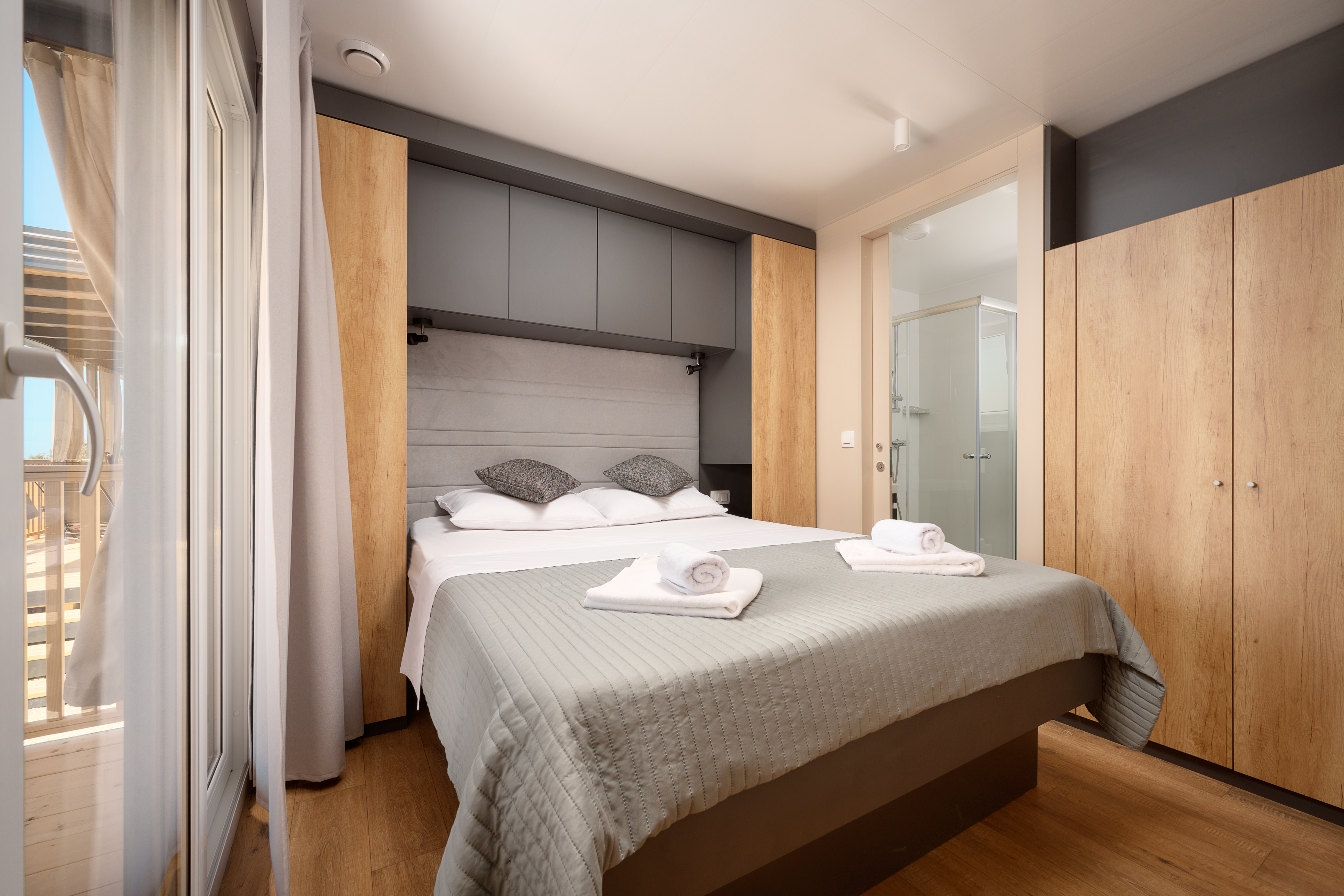 Seaside camp bedroom